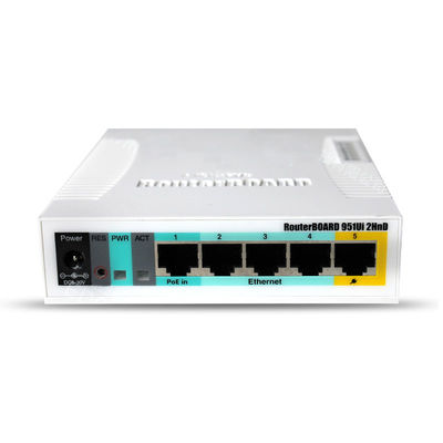 Router 2.4GHz AP de Mikrotik RB951Ui-2HnD com saída de cinco portas ethernet e de ponto de entrada no processador central 5.600MHz portuário