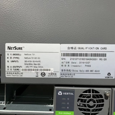 NetSure731 A61-S3 encaixou o armário de uma comunicação do adaptador dos módulos 9U do retificador